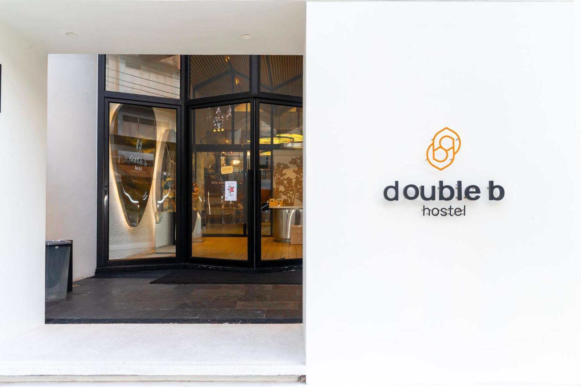 Double B Hostel Bangkok Dış mekan fotoğraf