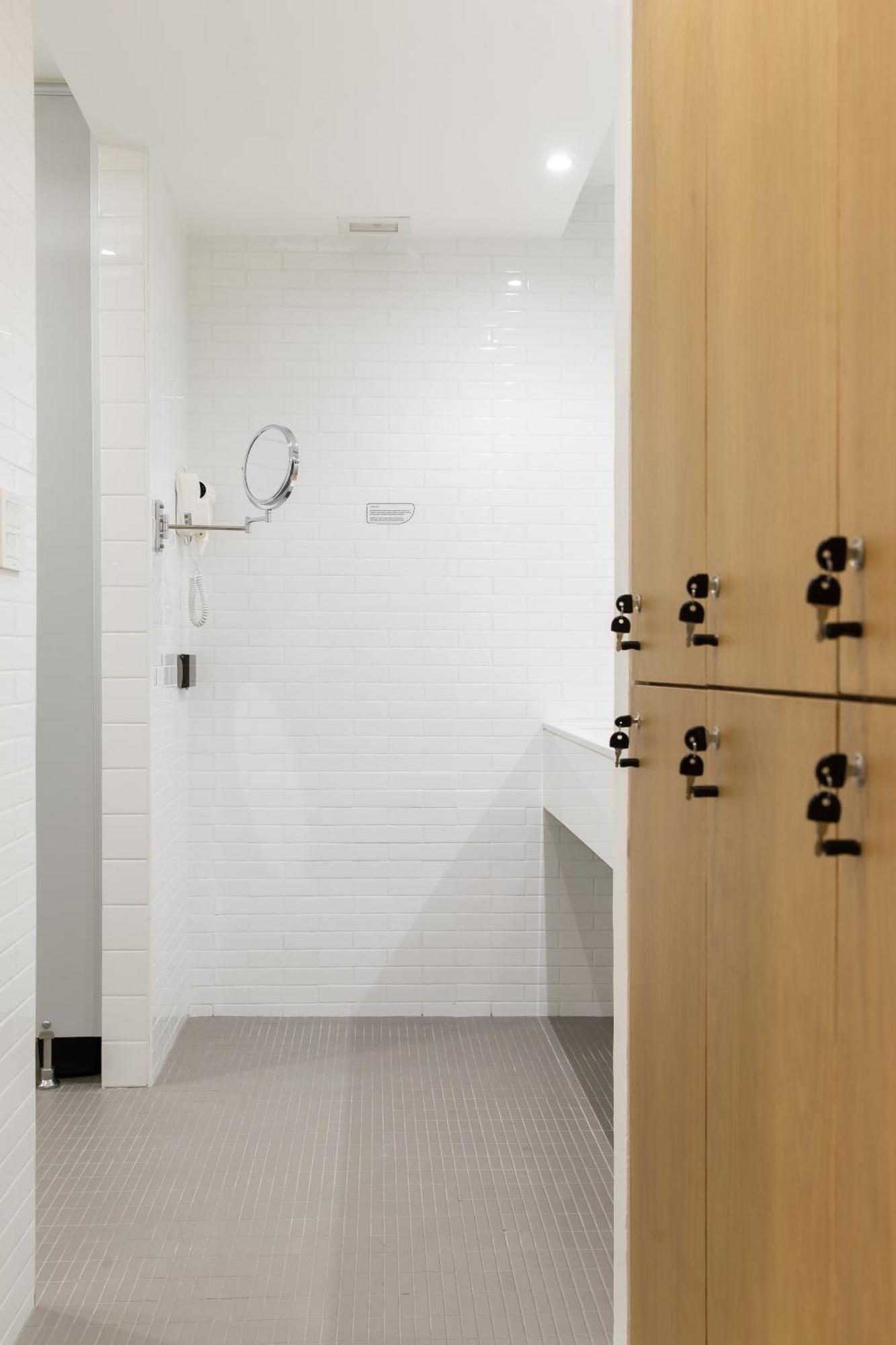 Double B Hostel Bangkok Dış mekan fotoğraf